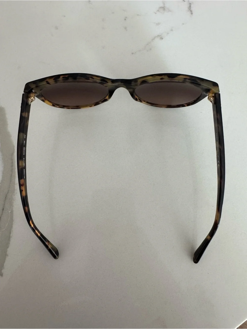 Tory Burch TY7095 sunglasses in tortoise shell & black